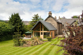 Craigatin House & Courtyard